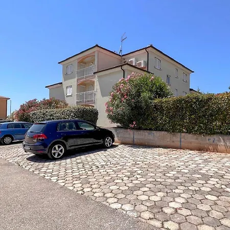 Idyllisches Mit Meerblick, Pool, Grill, Waschmaschine, Privatparkplatz