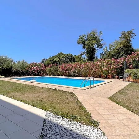 Idyllisches Mit Meerblick, Pool, Grill, Waschmaschine, Privatparkplatz Apartman *