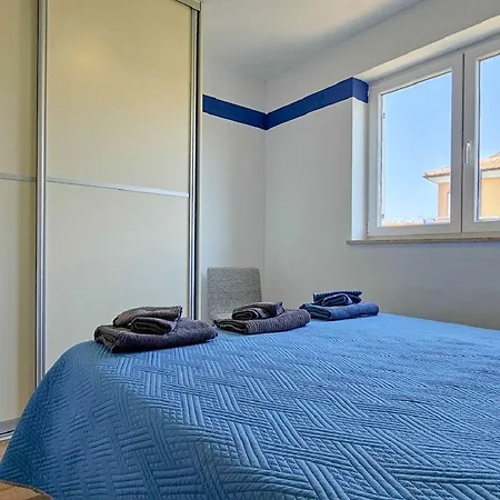 Apartman Idyllisches Mit Meerblick, Pool, Grill, Waschmaschine, Privatparkplatz *