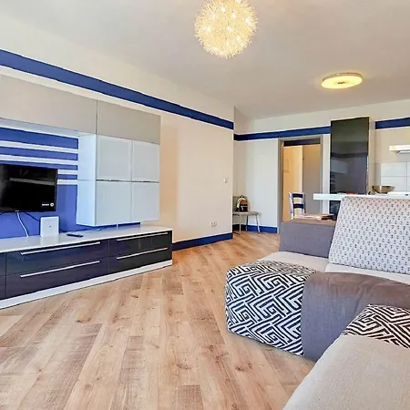 Apartman Idyllisches Mit Meerblick, Pool, Grill, Waschmaschine, Privatparkplatz *